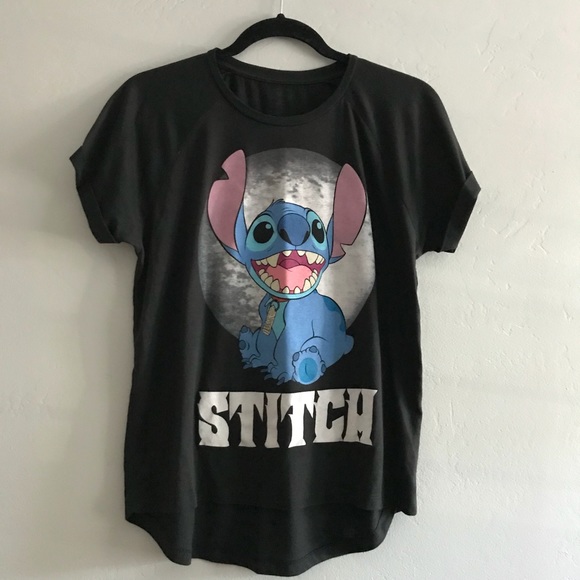 Disney Tops - Disney stitch graphic tee